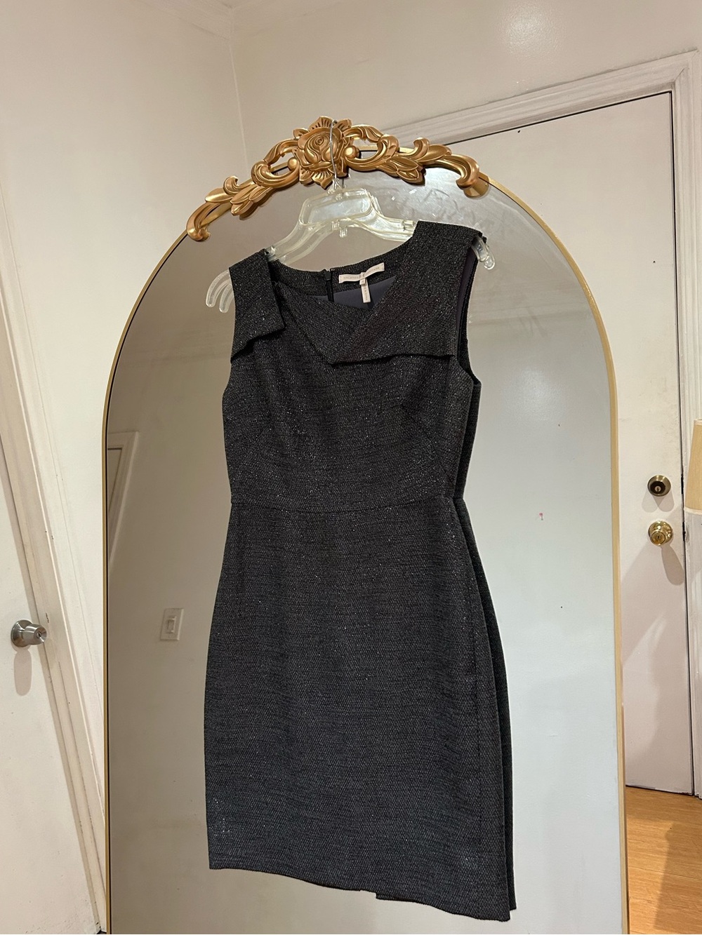 Halston Heritage Tweed Metallic Black Sparkle Sleeveless Sheath Dress, Size 4